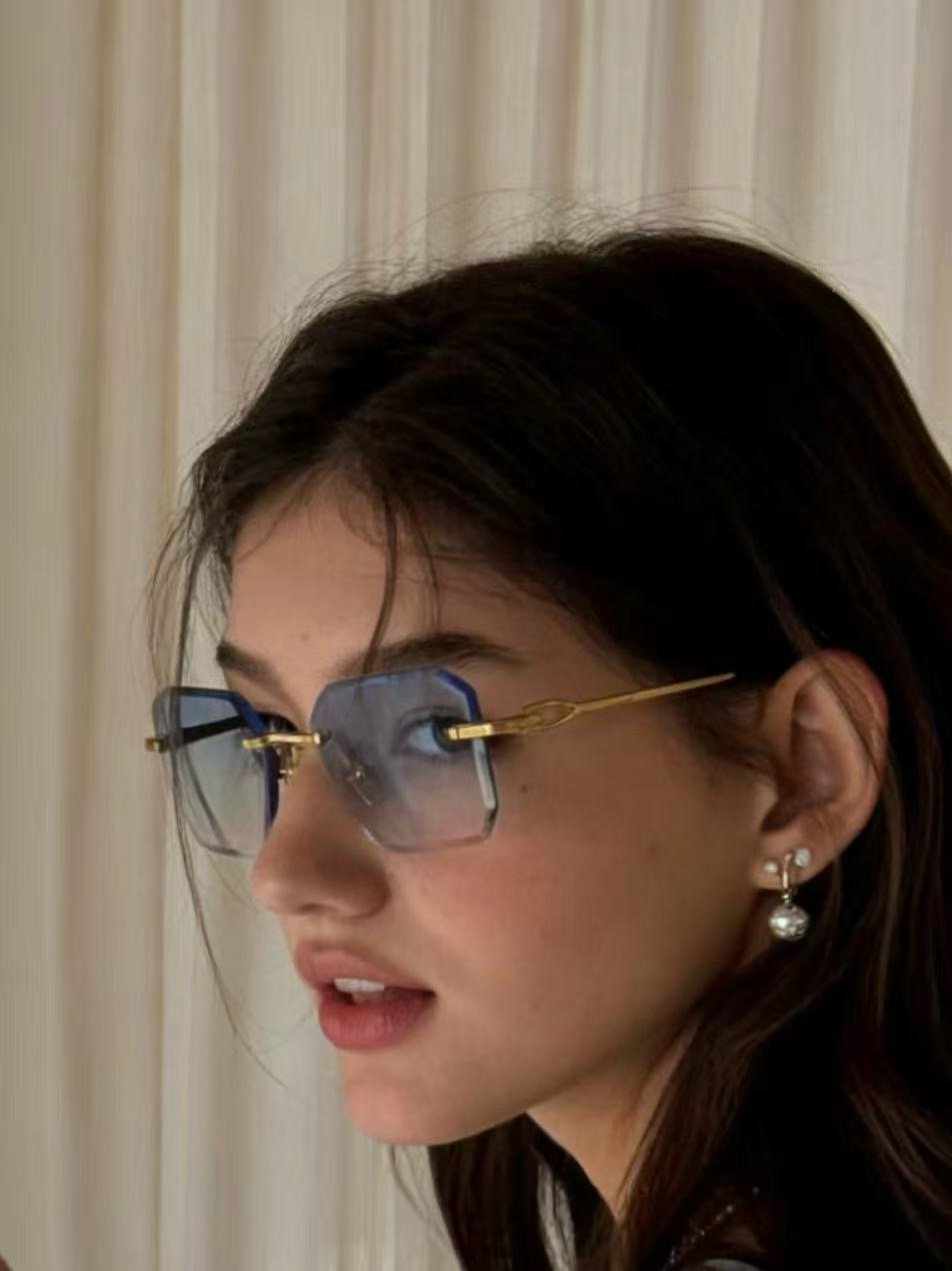 A.JPG