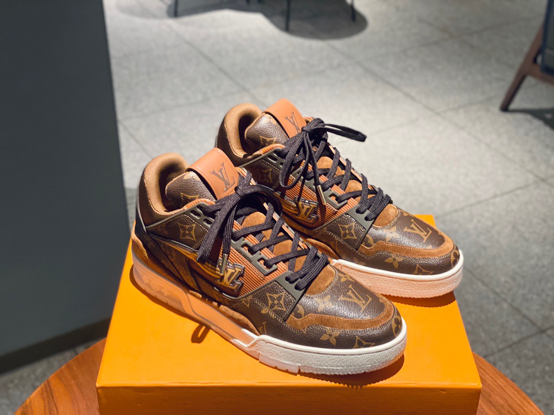 루이비통 LV TRAINER 트레이너 스니커즈