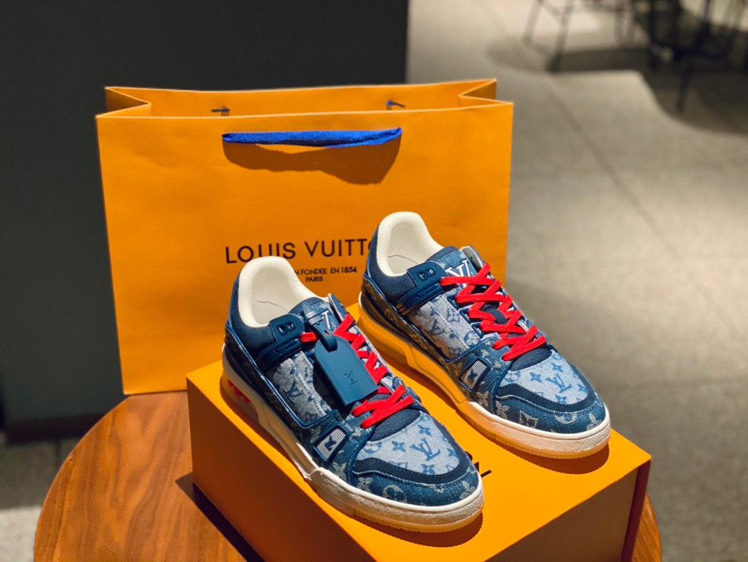 루이비통 LV TRAINER 트레이너 스니커즈
