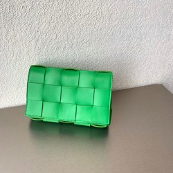 보테가베네타 Bottega Veneta 578004 Cassette 카세트 백 23cm