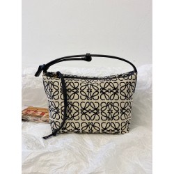 로에베 Loewe 90675 Cubi 숄더백 20.5cm