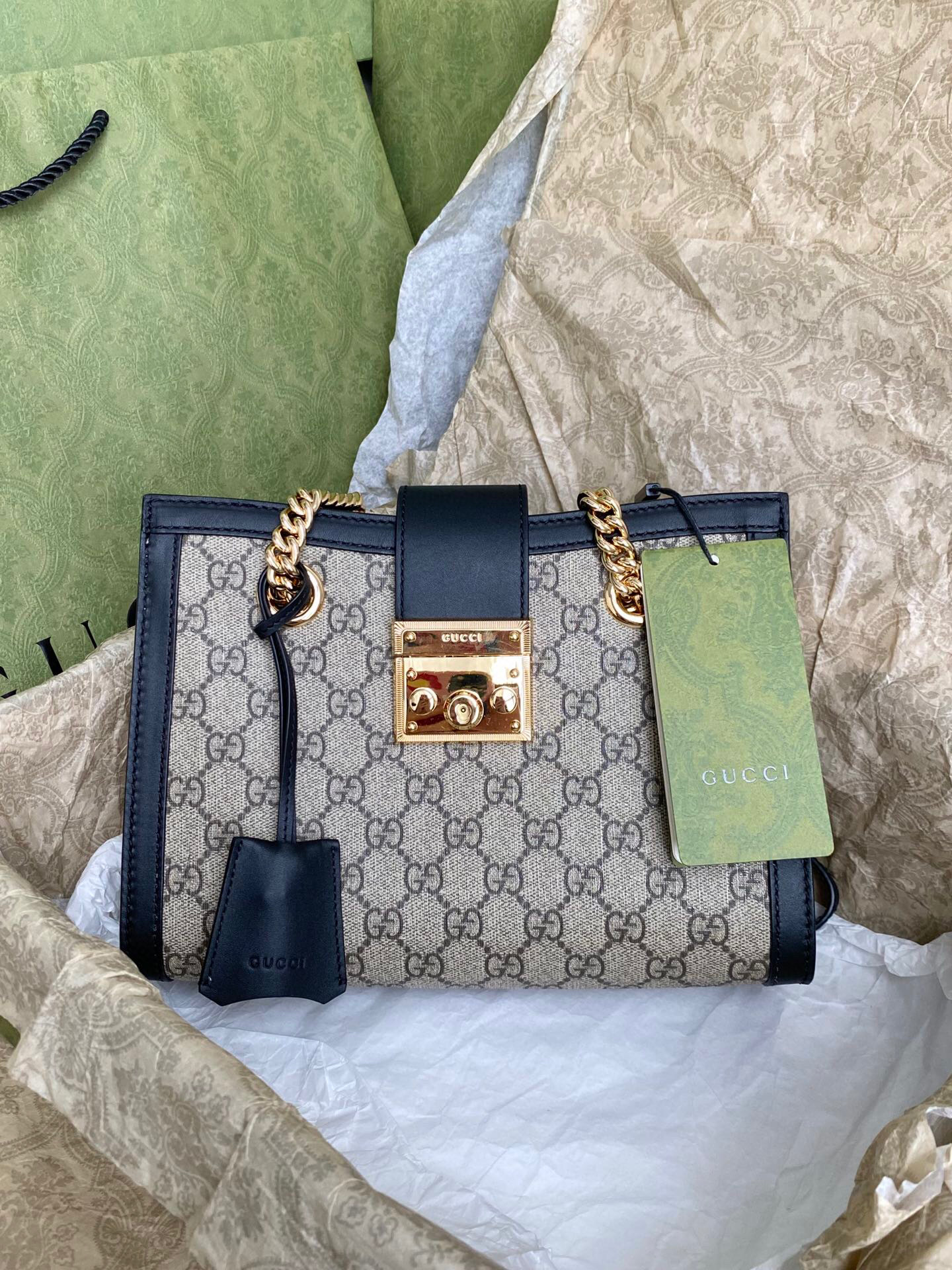 구찌 Gucci 498156 Padlock [패들락] GG 수프림 캔버스 숄더백 26cm