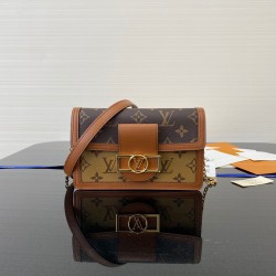 루이비통 Louis Vuitton 44172 Dauphine woc 크로스 백 19cm