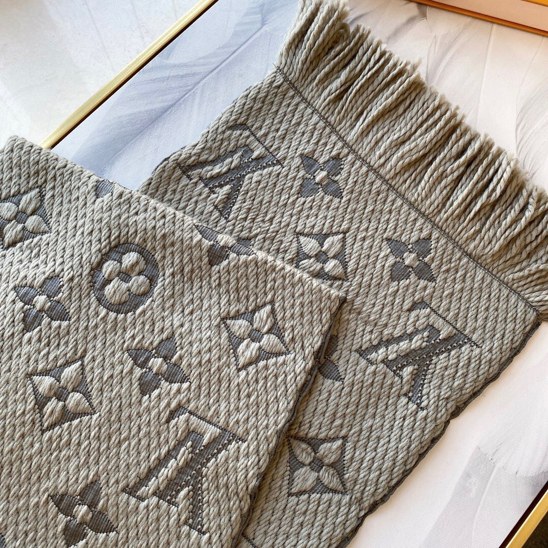 루이비통 LouisVuitton 스카프 캐시미어 카키색