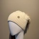 로로피아나 Loro Piana 니트 모자 화이트