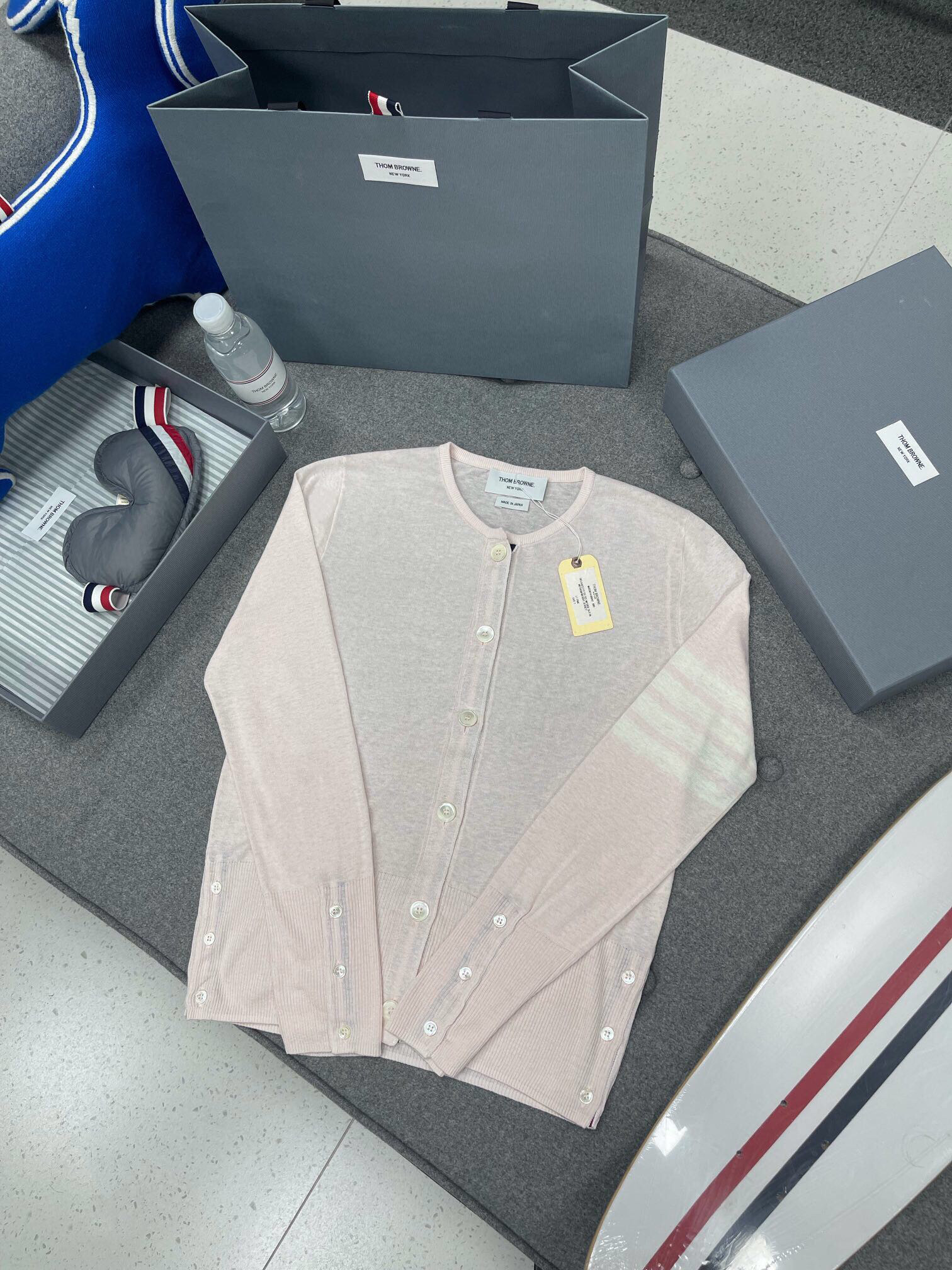 톰브라운 Thom Browne 가디건 핑크