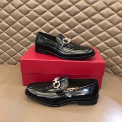 살바토레 페라가모 Salvatore Ferragamo 모카신