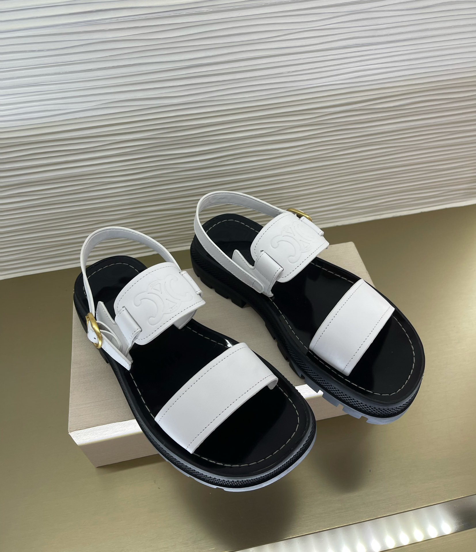 셀린느 CELINE 샌들