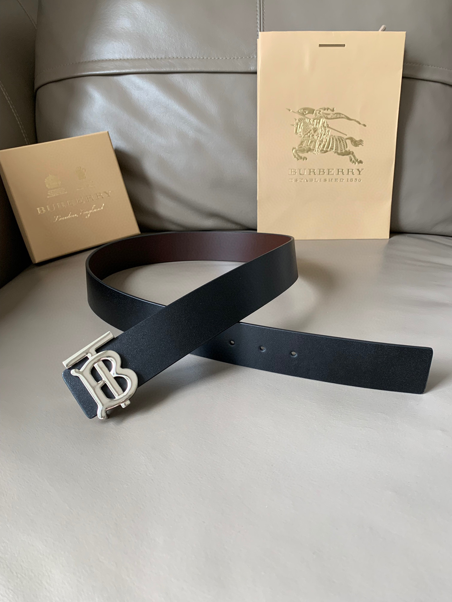 버버리 벨트 Burberry 벨트 40mm