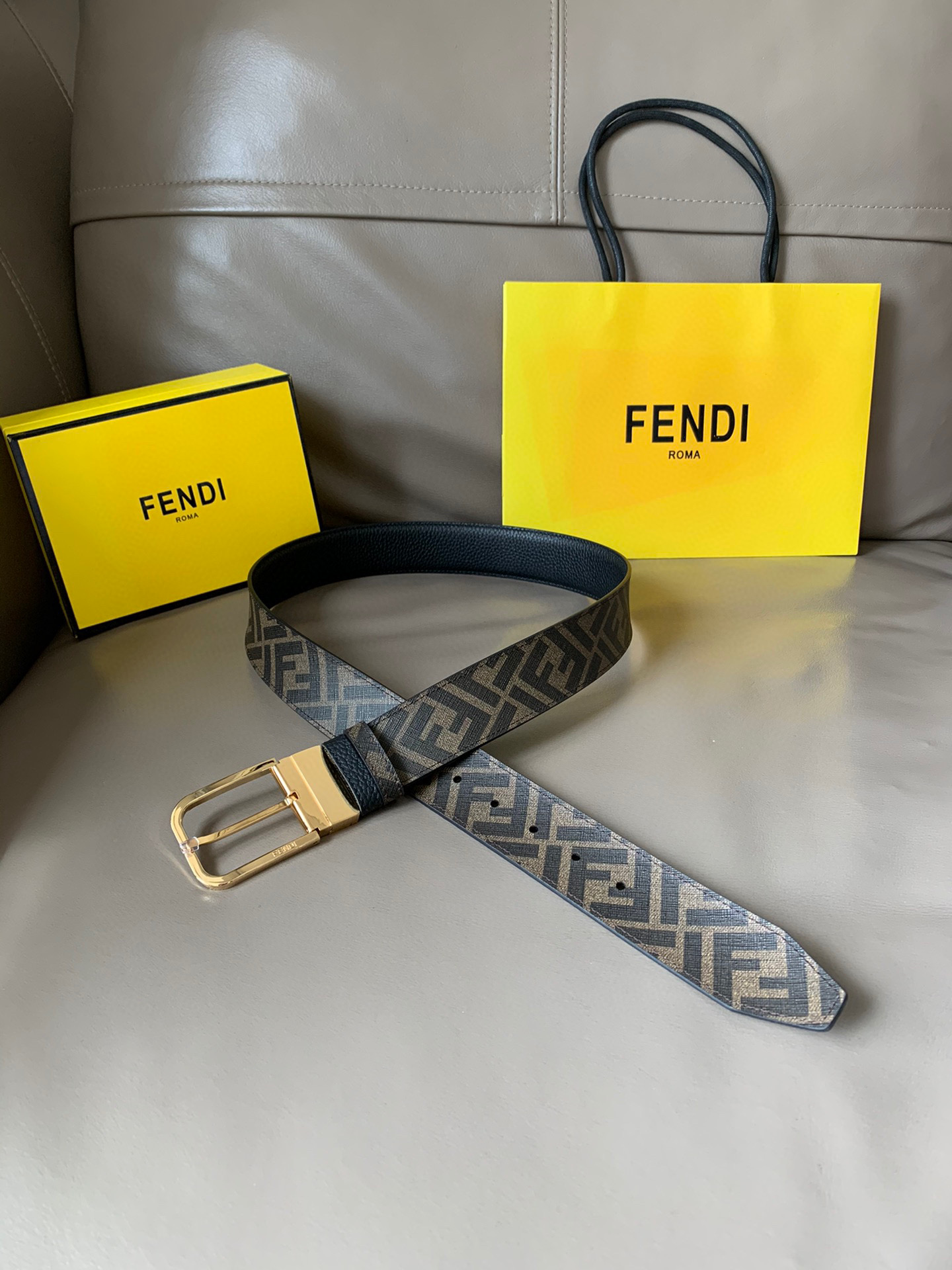 발펜디 FENDI 벨트 40mm