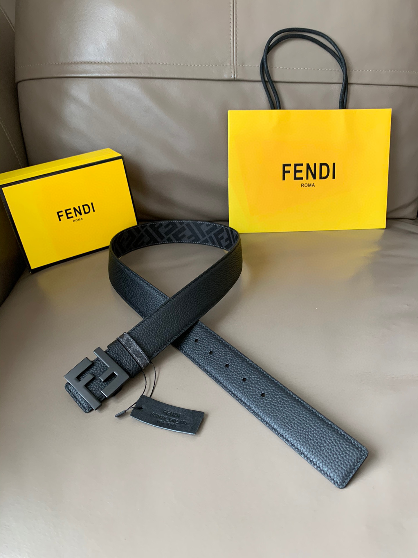 발펜디 FENDI 벨트 40mm