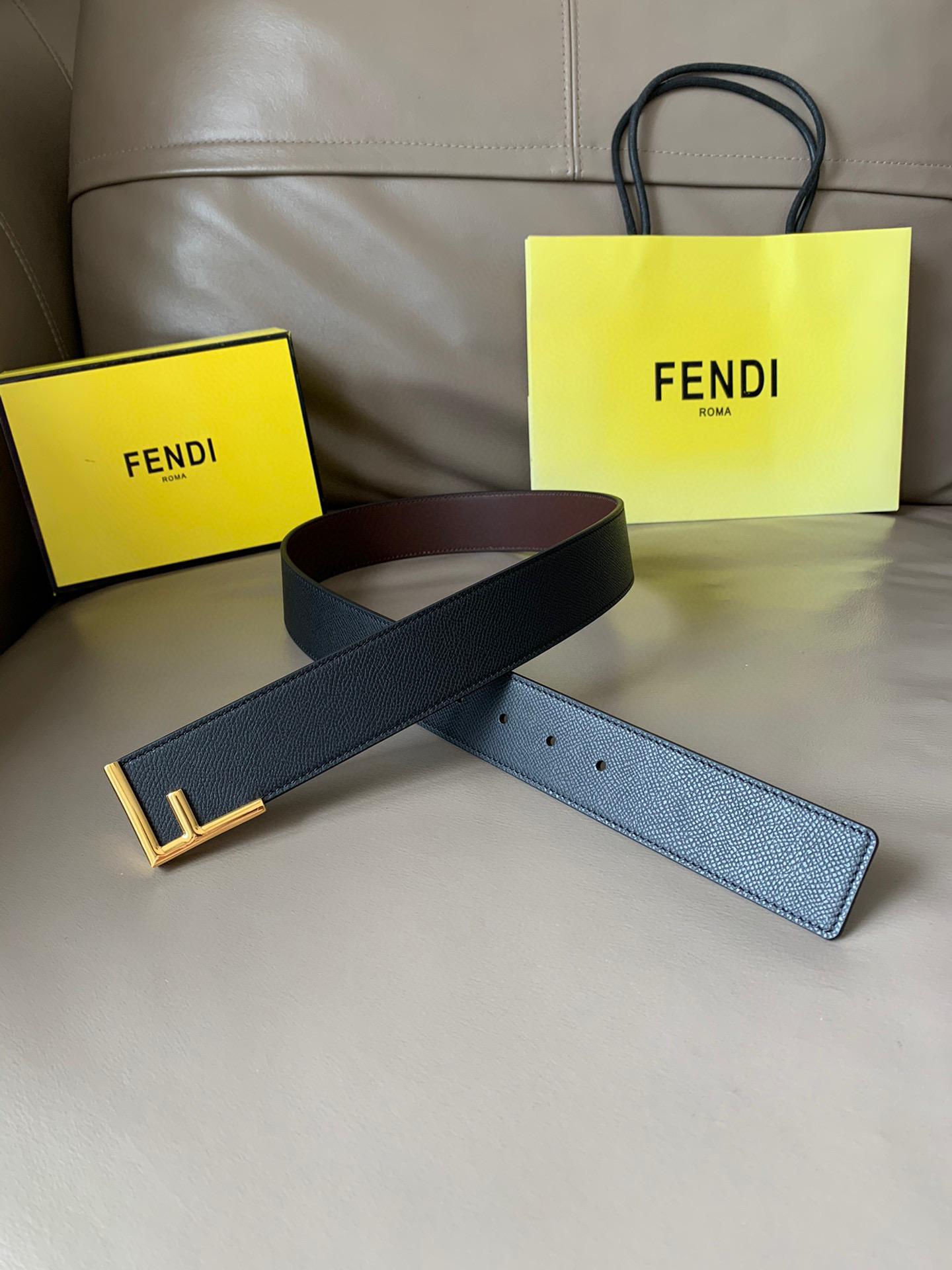 발펜디 FENDI 벨트 40mm