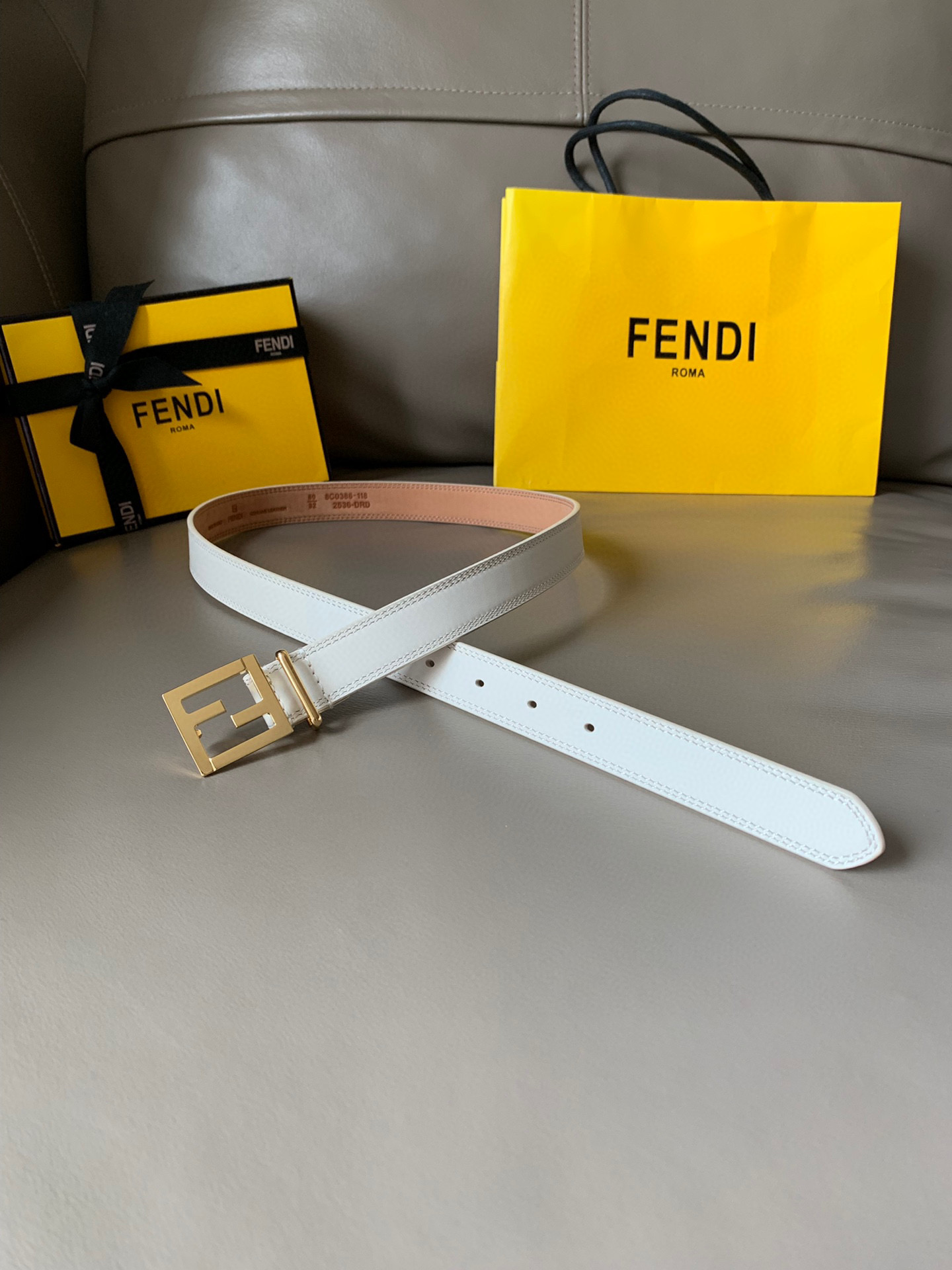발펜디 FENDI 벨트 24mm