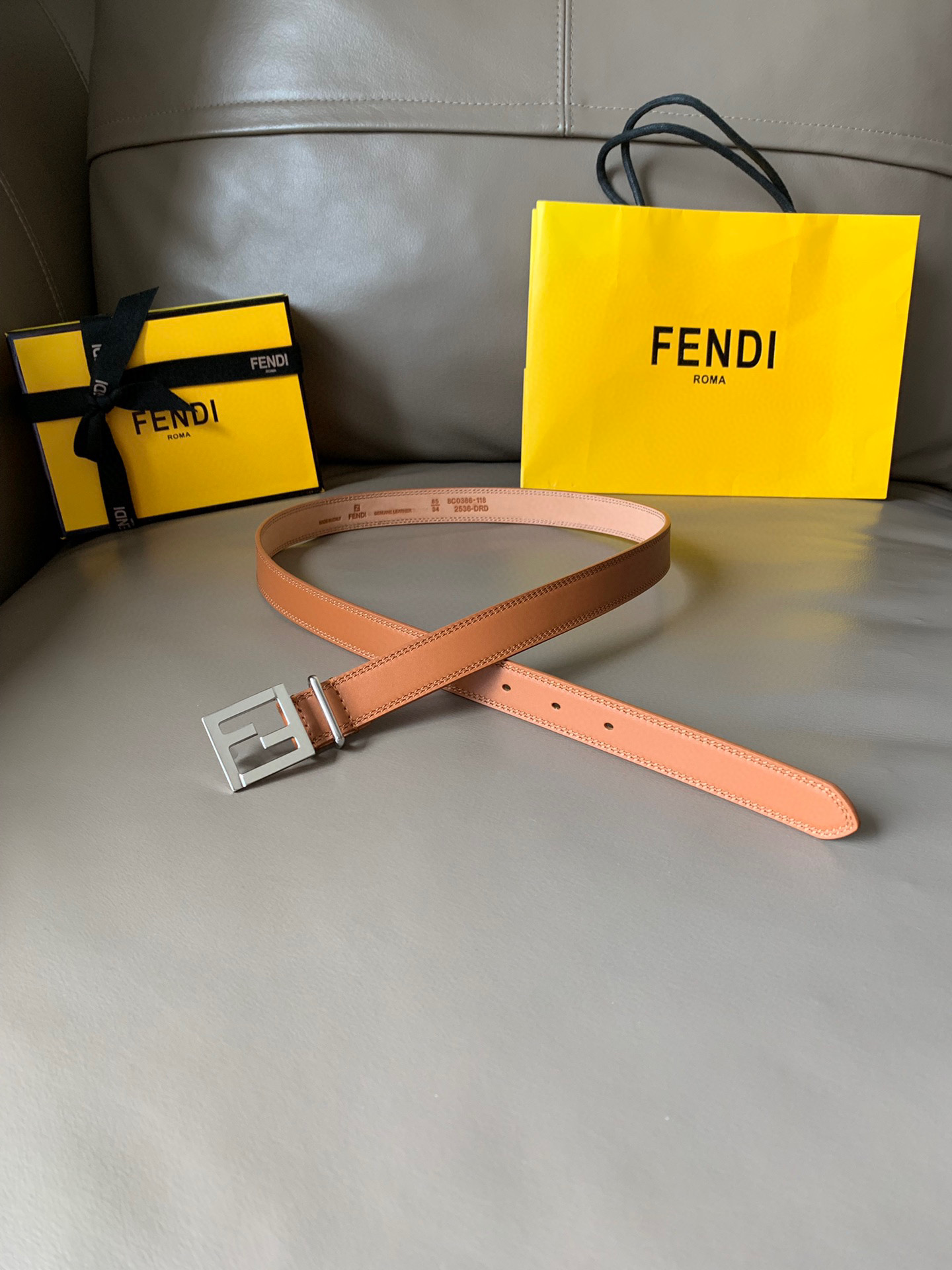 발펜디 FENDI 벨트 24mm