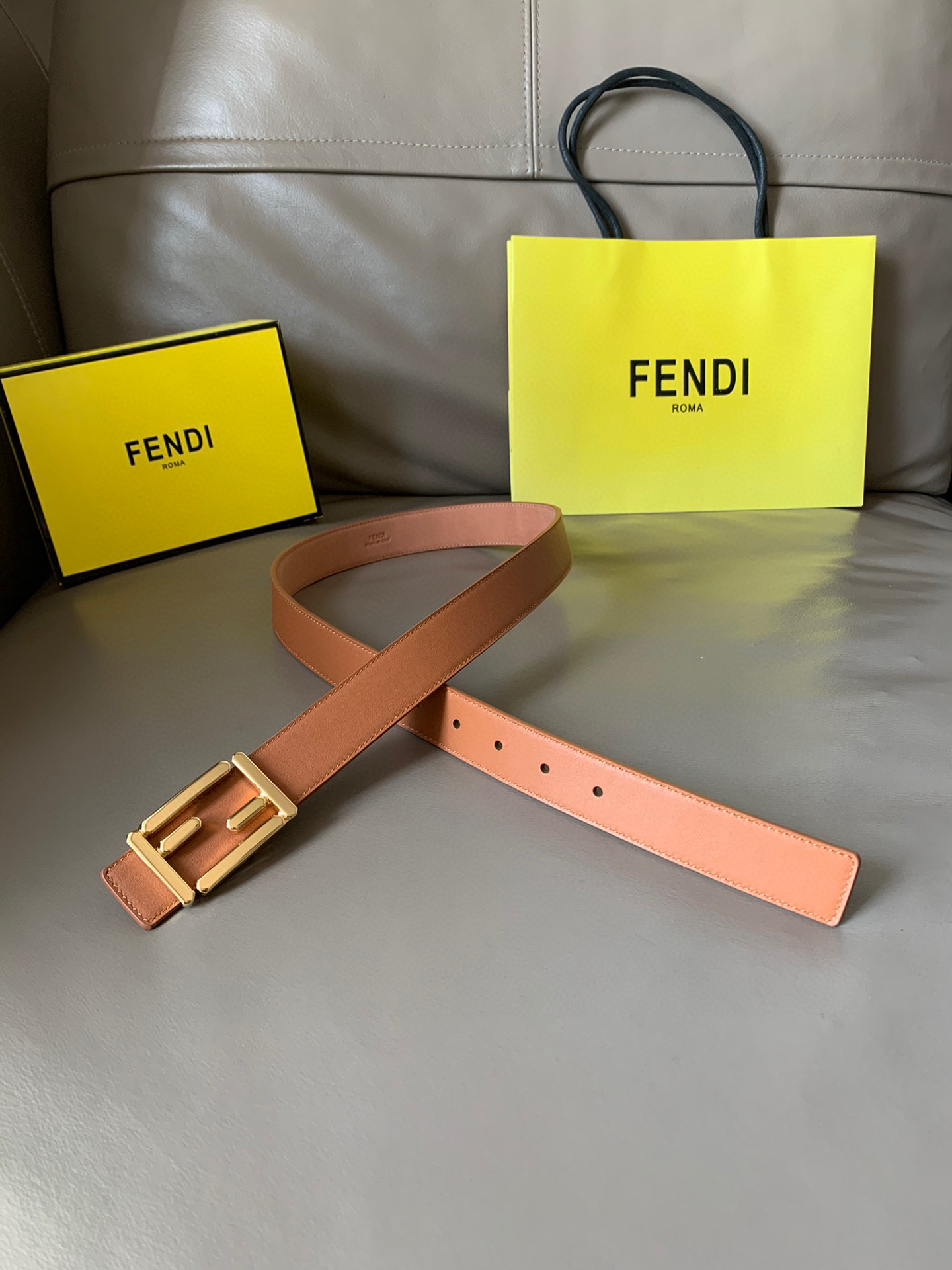 발펜디 FENDI 벨트 30mm