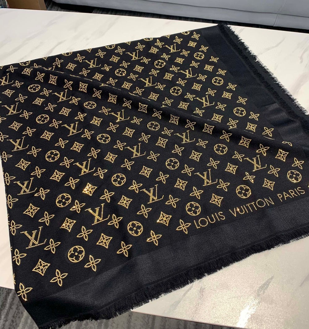 루이비통 Louis Vuitton M70670 스카프 120*120cm