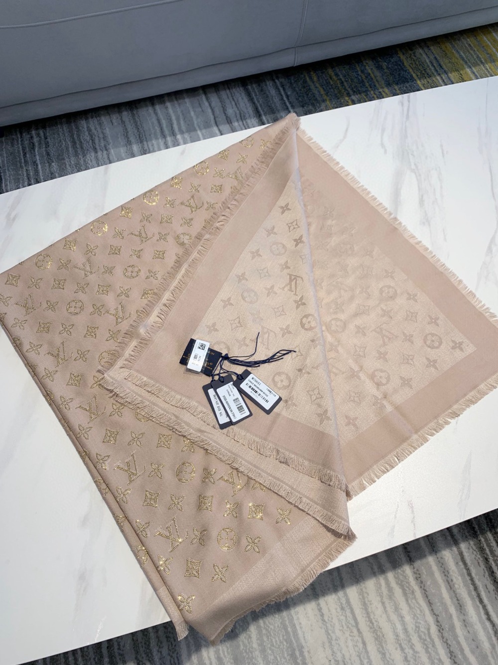루이비통 Louis Vuitton M76641 스카프 120*120cm