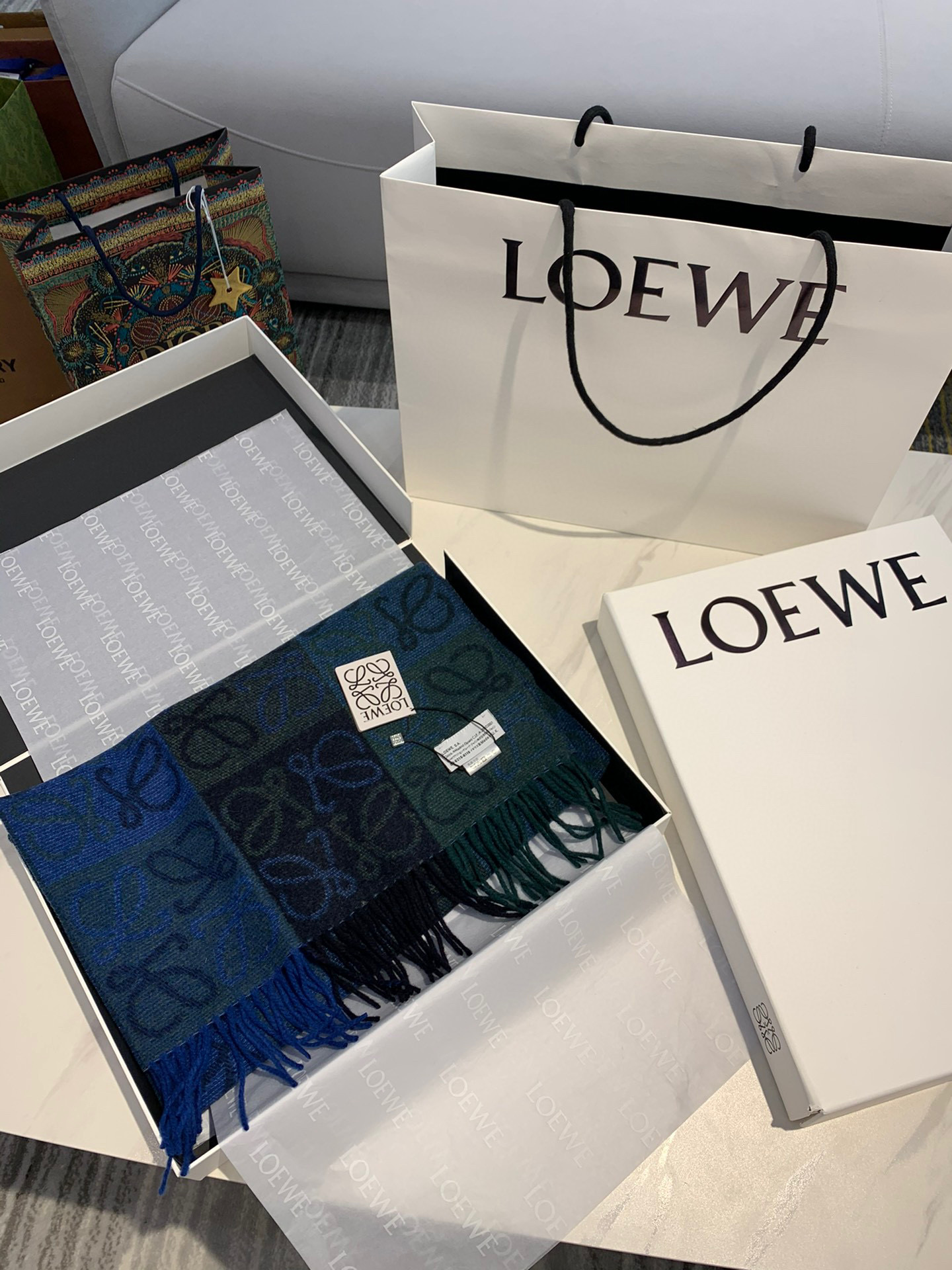 로에베 Loewe 스카프 180x40cm