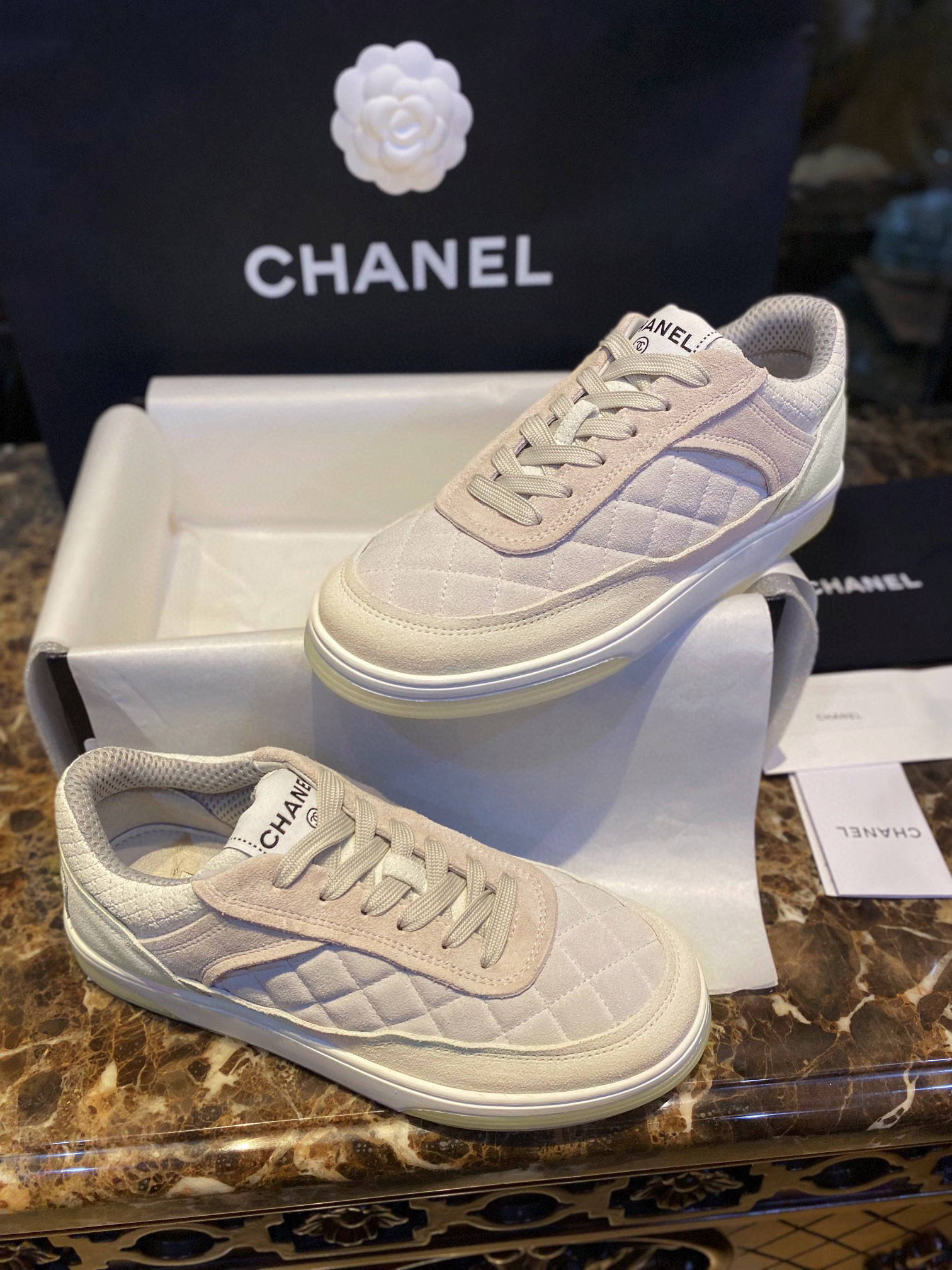 샤넬 CHANEL 스니커즈