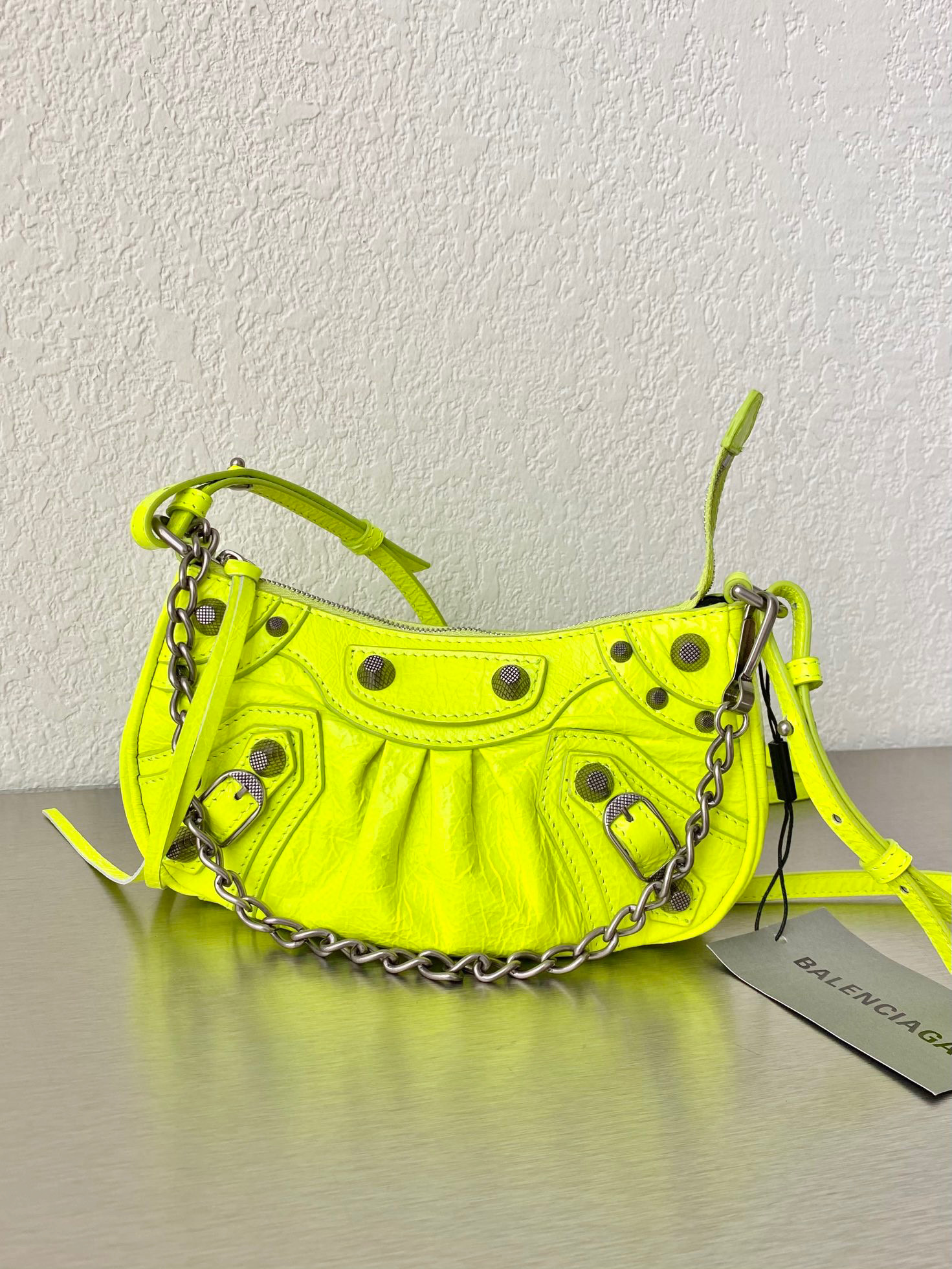 발렌시아가 Balenciaga  LE CAGOLE MINI 체인백  695814 옐로우