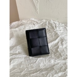 보테가베네타 Bottega Veneta 폴더형 플랩 지갑 651381 블랙