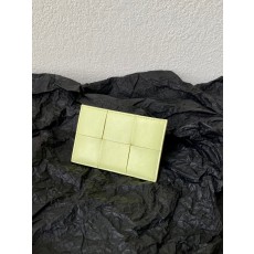보테가베네타 Bottega Veneta 카드 지갑 651401 베이지