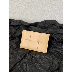 보테가베네타 Bottega Veneta 카드 지갑 651401 카키색