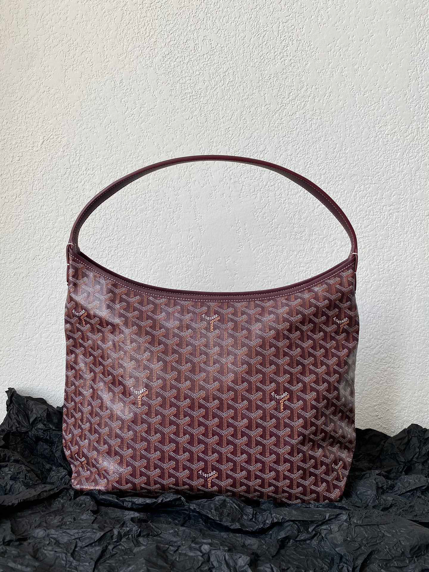 고야드 Goyard 6066 진한 붉은색
