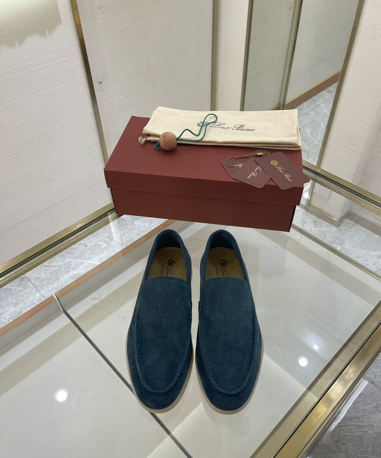 로로피아나 Loro Piana Summer Walk 썸머 워크