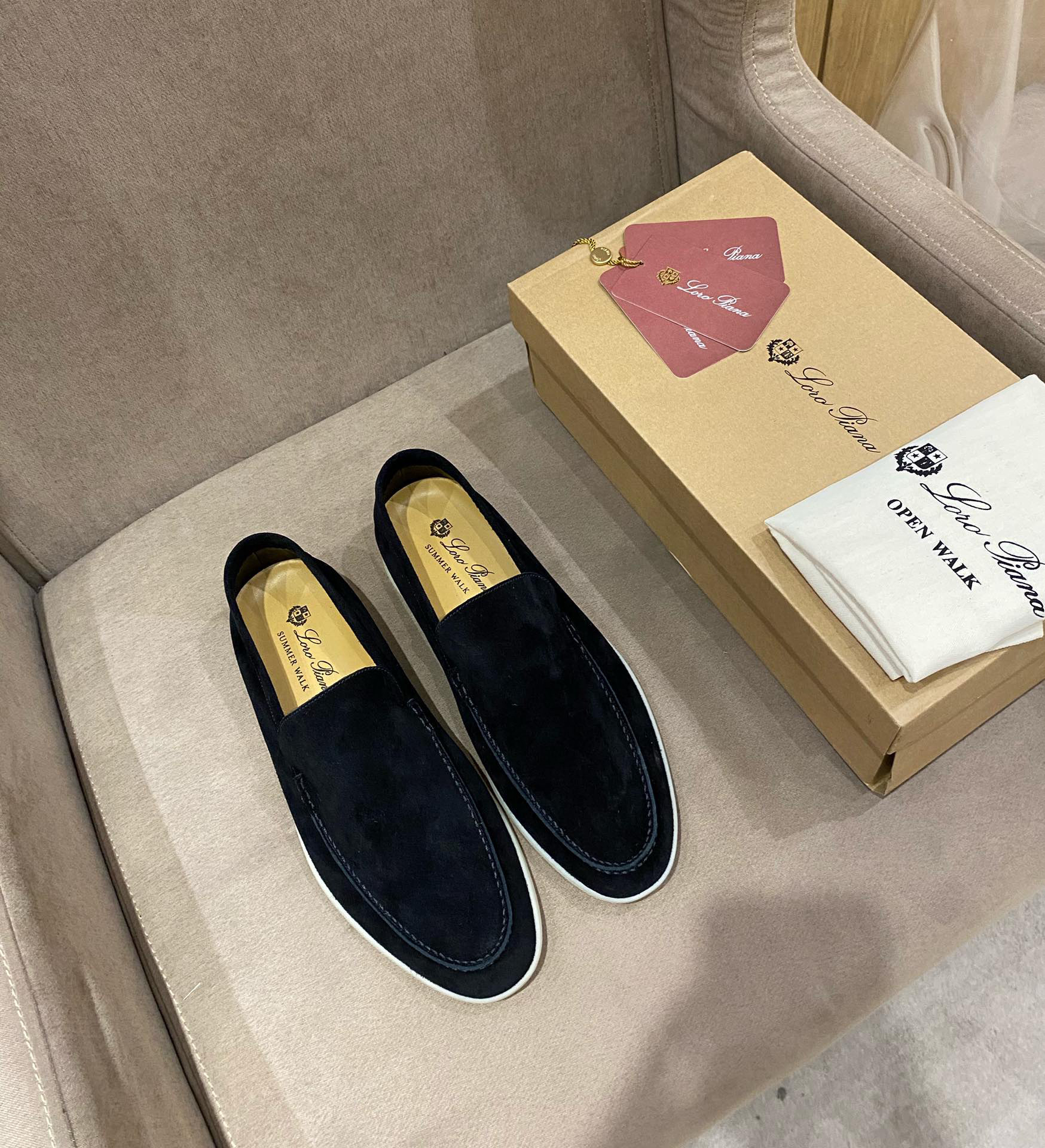 로로피아나 Loro Piana Summer Walk 썸머 워크