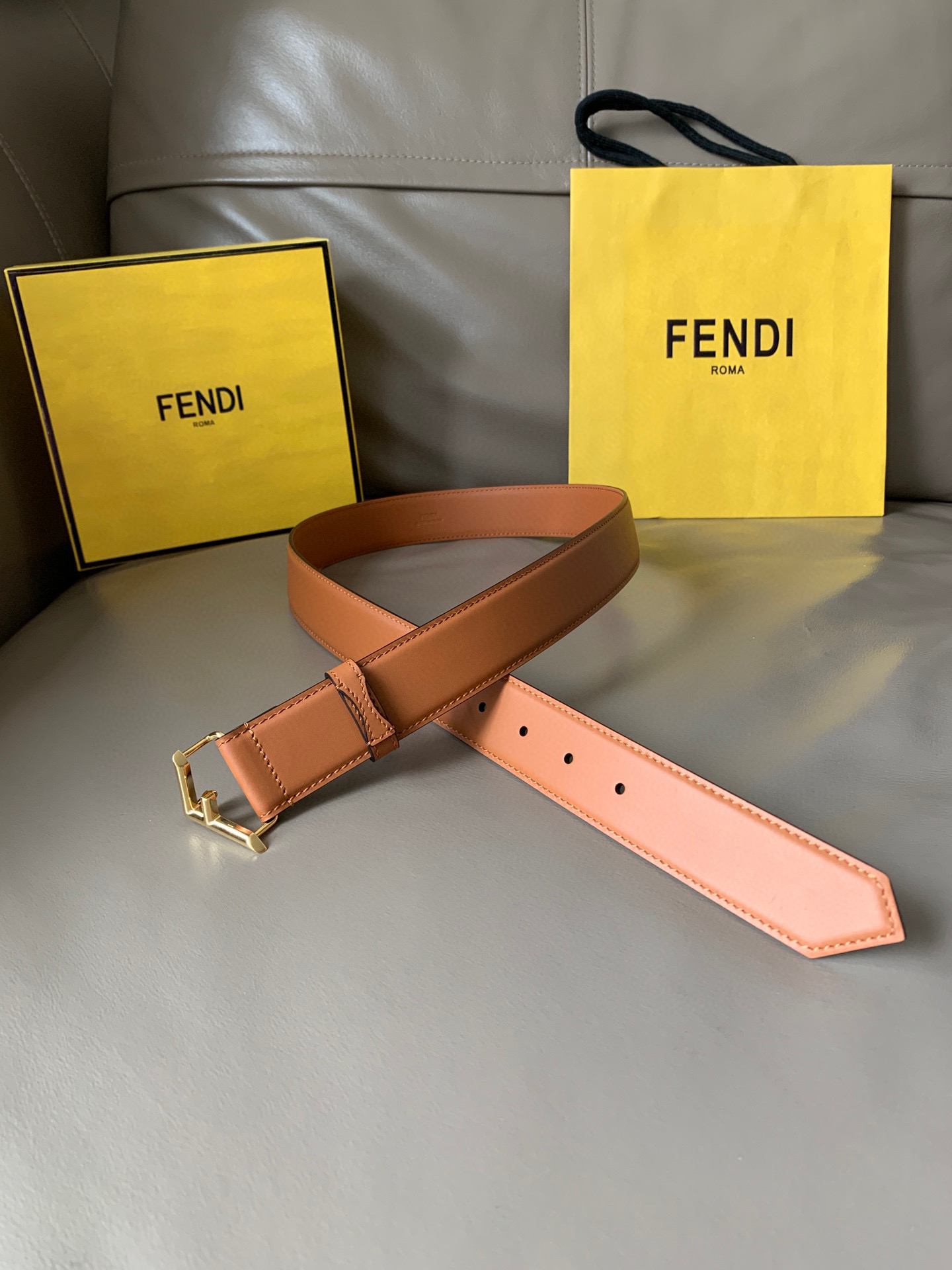 발펜디 FENDI 벨트 35mm
