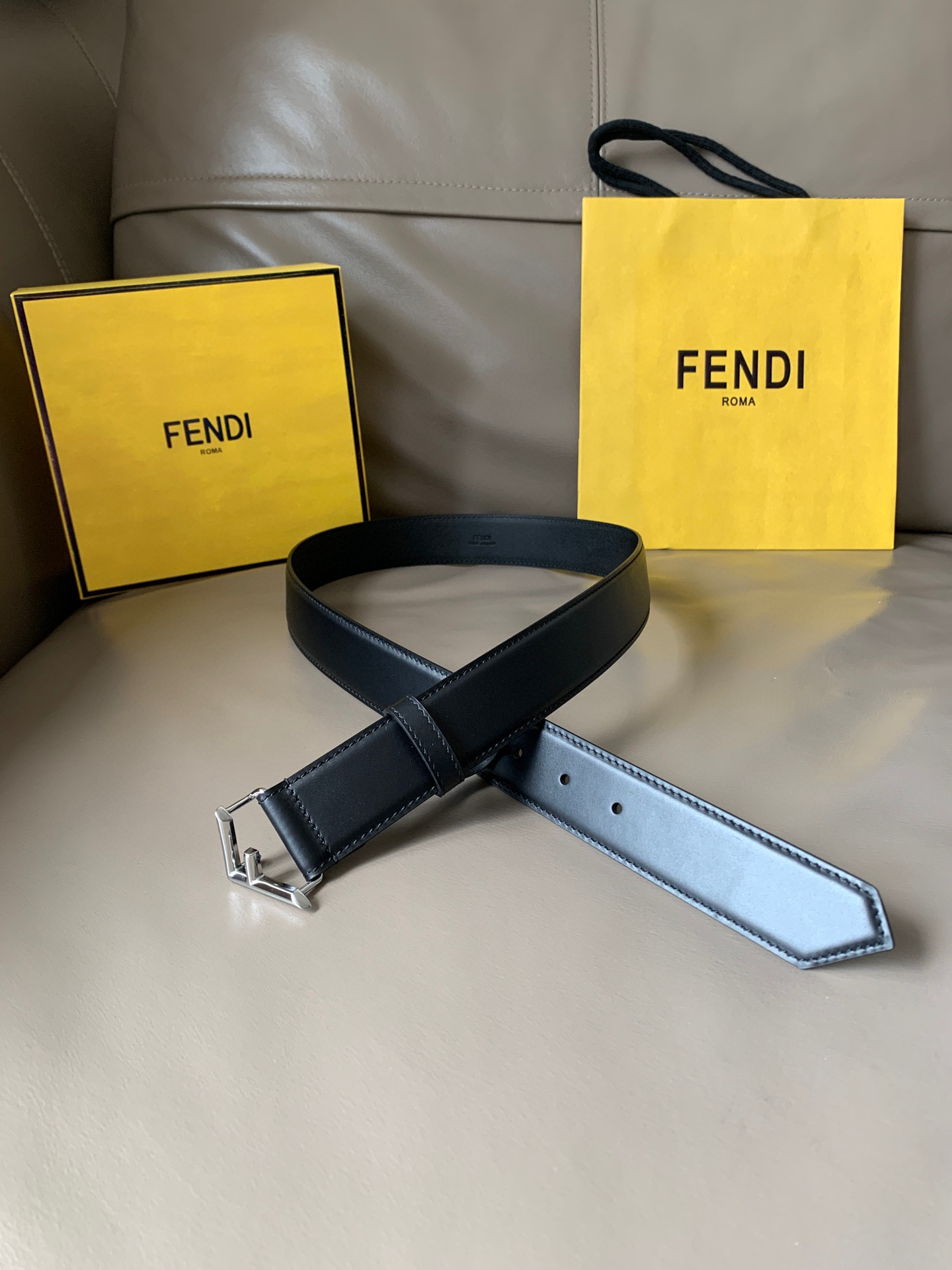 발펜디 FENDI 벨트 35mm