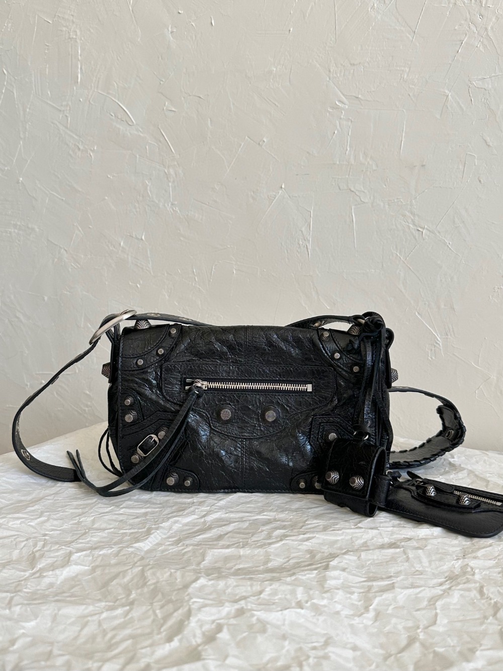 발렌시아가 Balenciaga LE CAGOLE MEN XS 플랩 백 에 대한 남성 에 블랙 719082