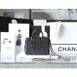 CHANEL 코스메틱 케이스 11.5CM