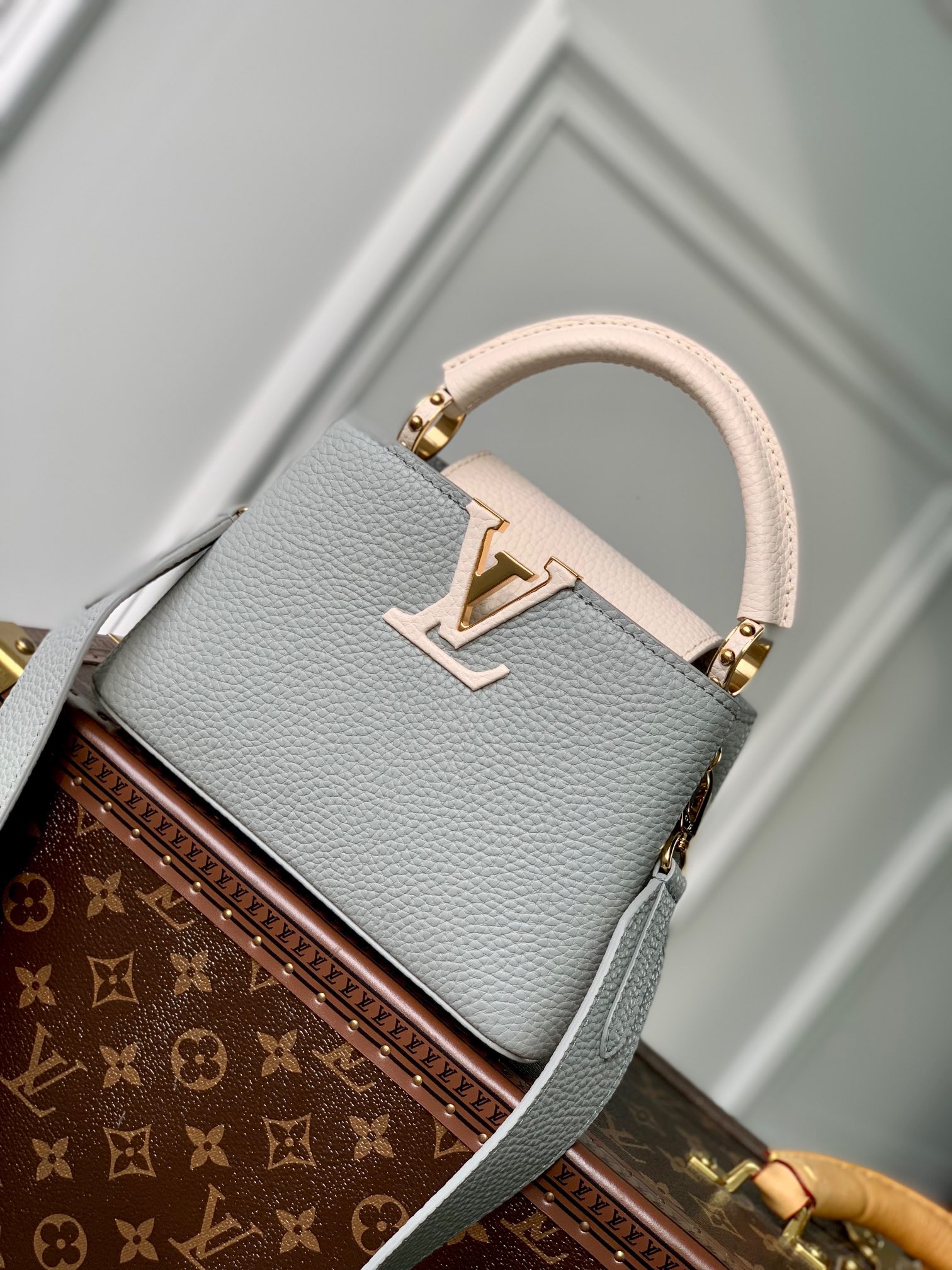 루이비통 Louis Vuitton 21296 숄더백 21CM