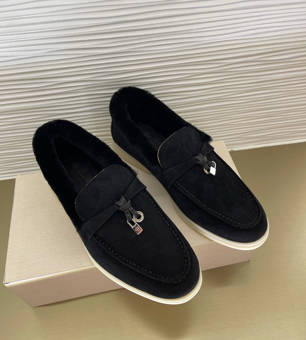 로로피아나 Loro Piana Summer Charms Walk 모카신  스웨이드 소재