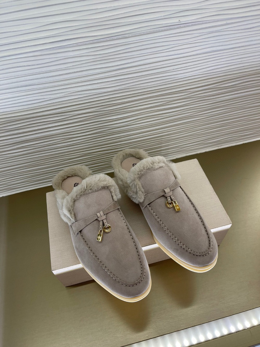 로로피아나 Loro Piana Charms Walk 바부슈 슬리퍼