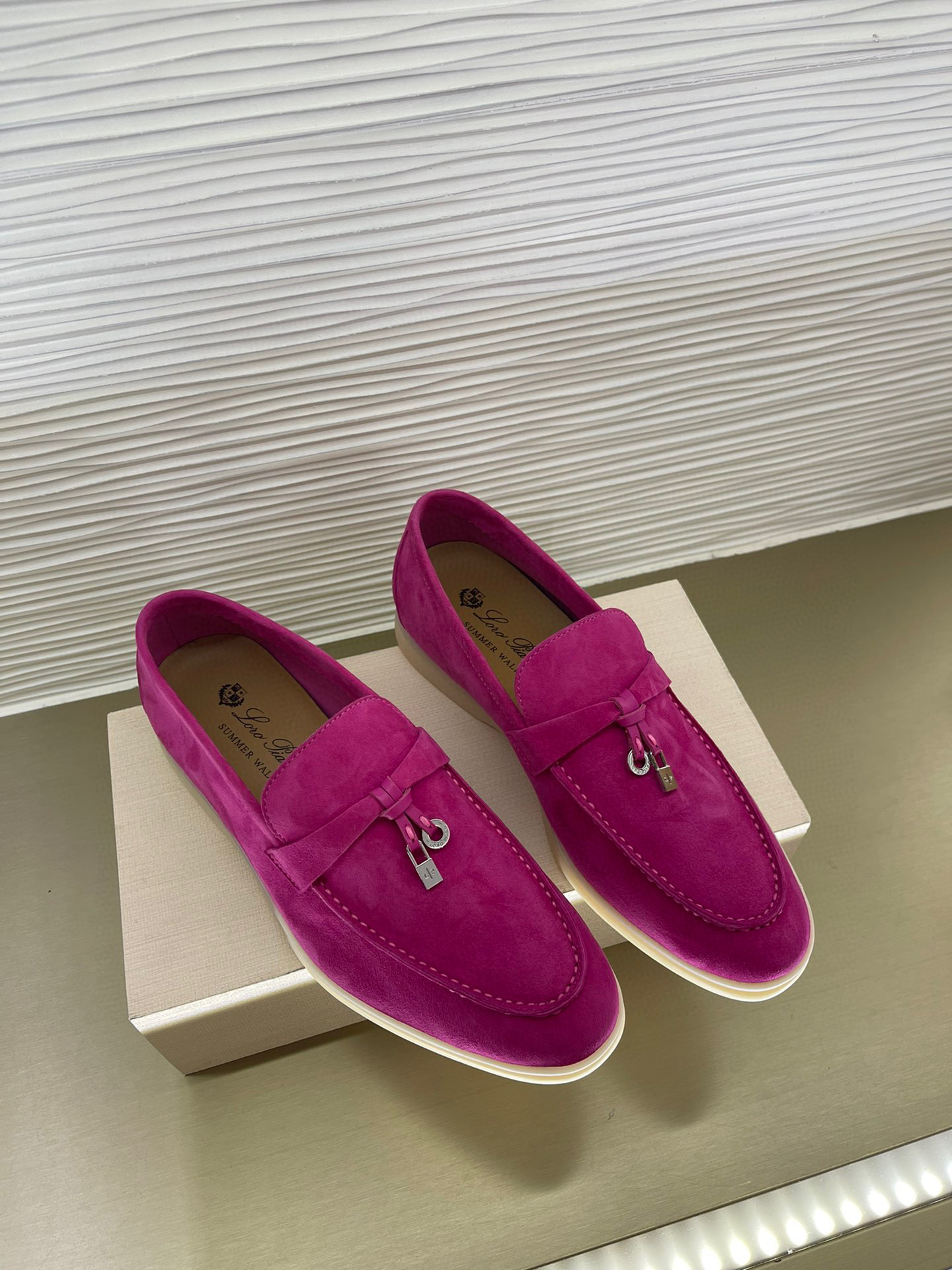 로로피아나 Loro Piana Summer Charms Walk 모카신