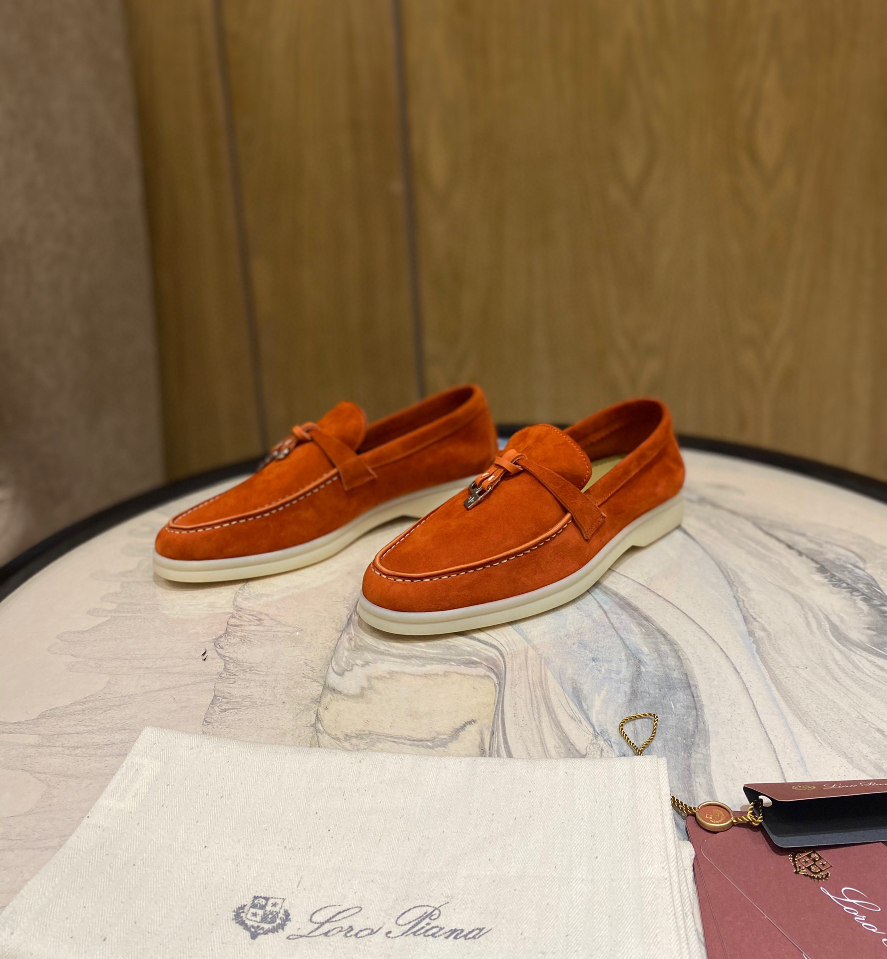 로로피아나 Loro Piana Summer Charms Walk 모카신