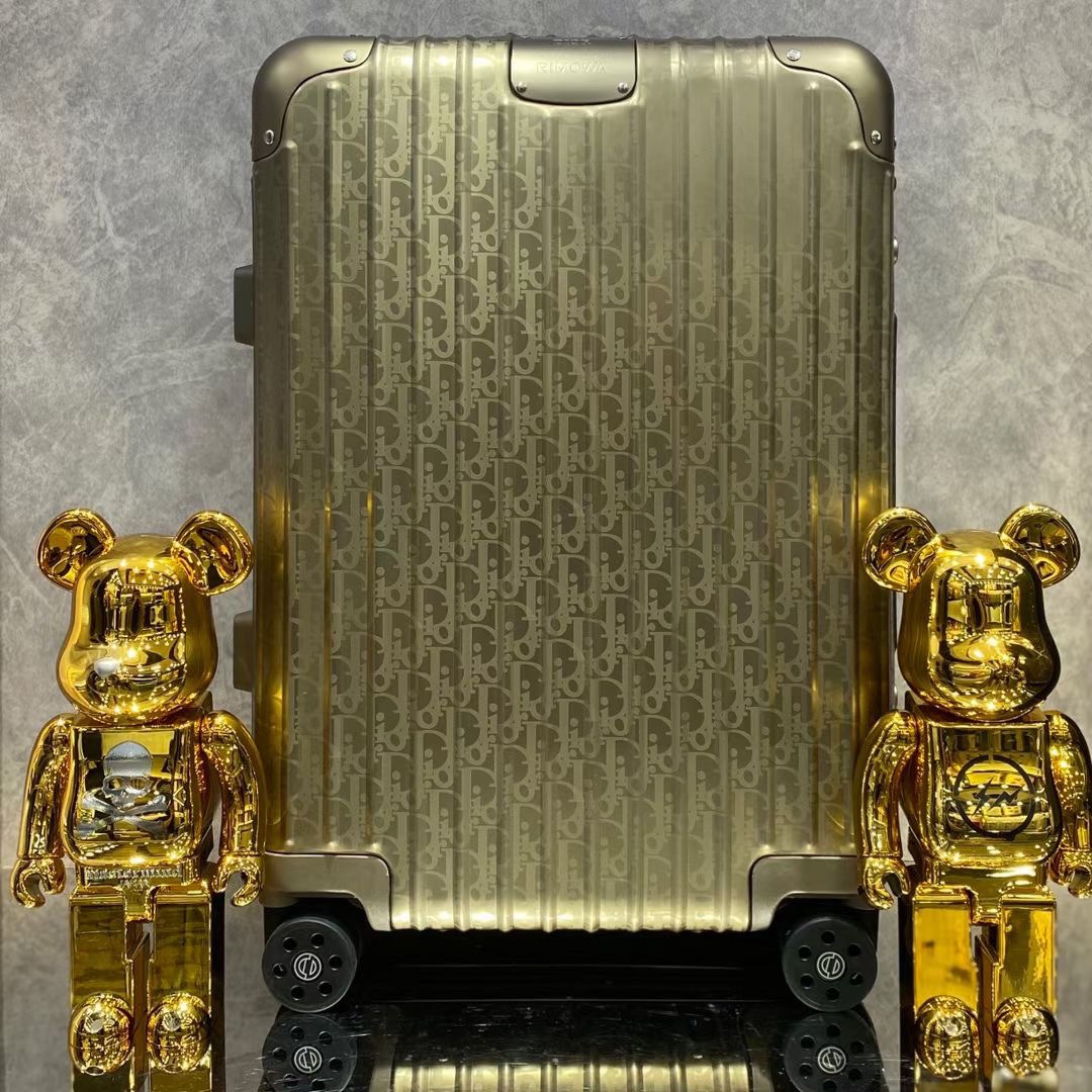 리모와 rimowa X dior 캐빈 케이스 925DR