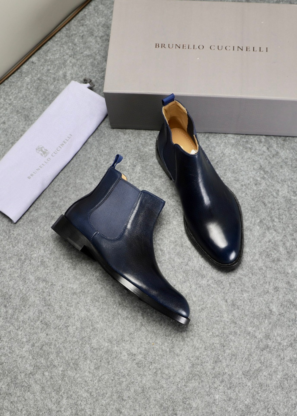 브루넬로 쿠치넬리 Brunello Cucineli 장화