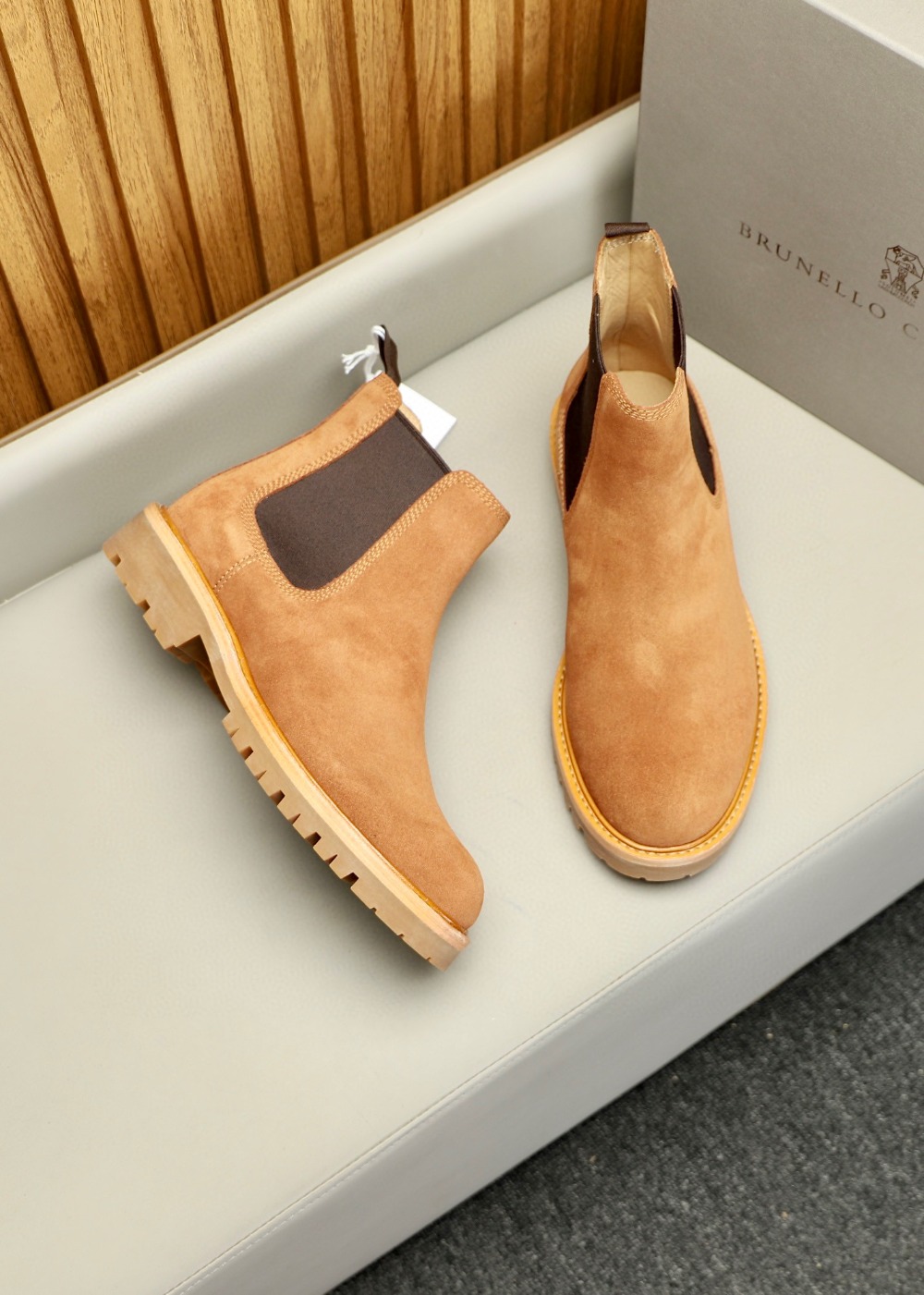 브루넬로 쿠치넬리 Brunello Cucineli 장화