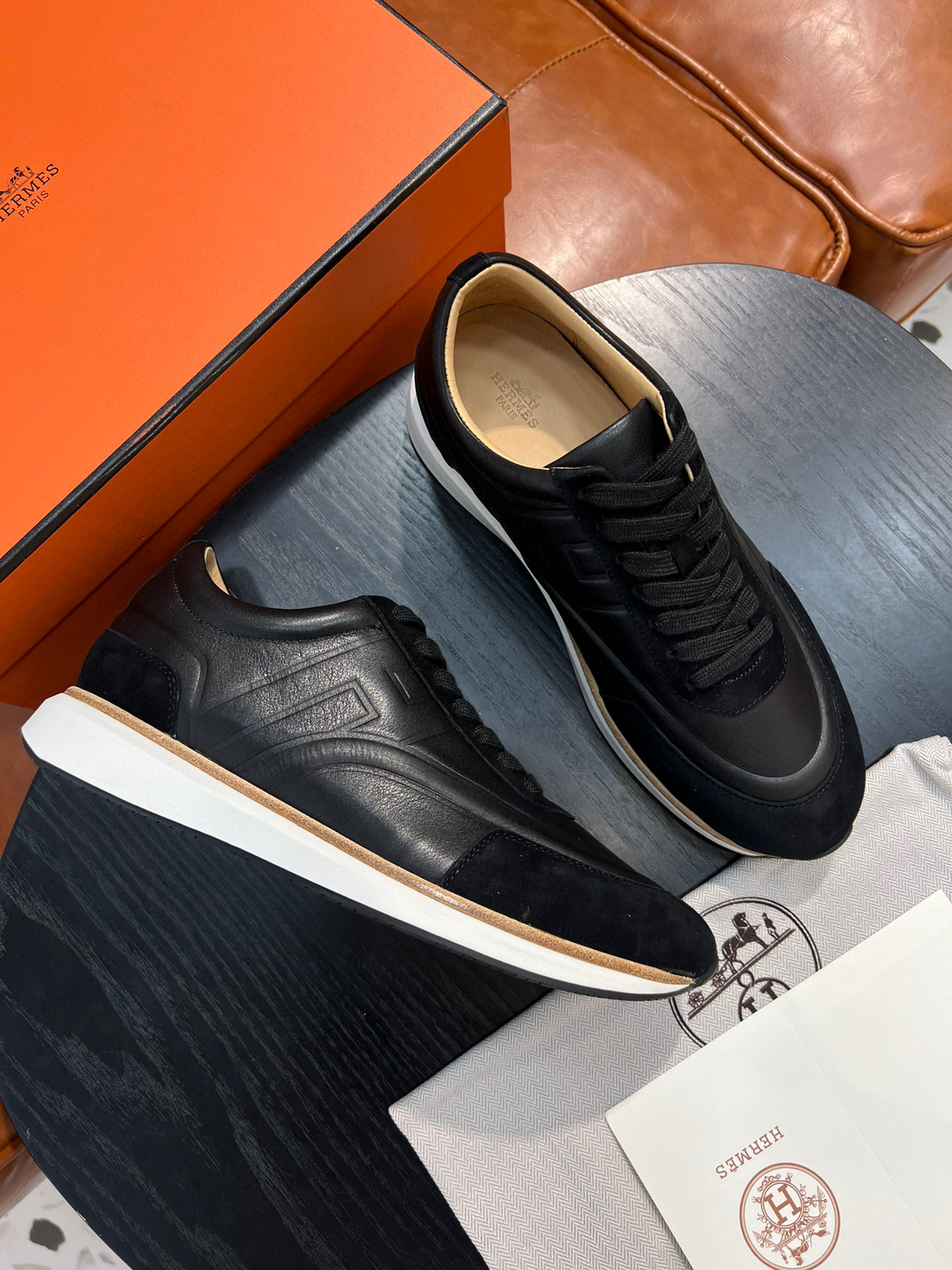 에르메스 Hermes 스니커즈