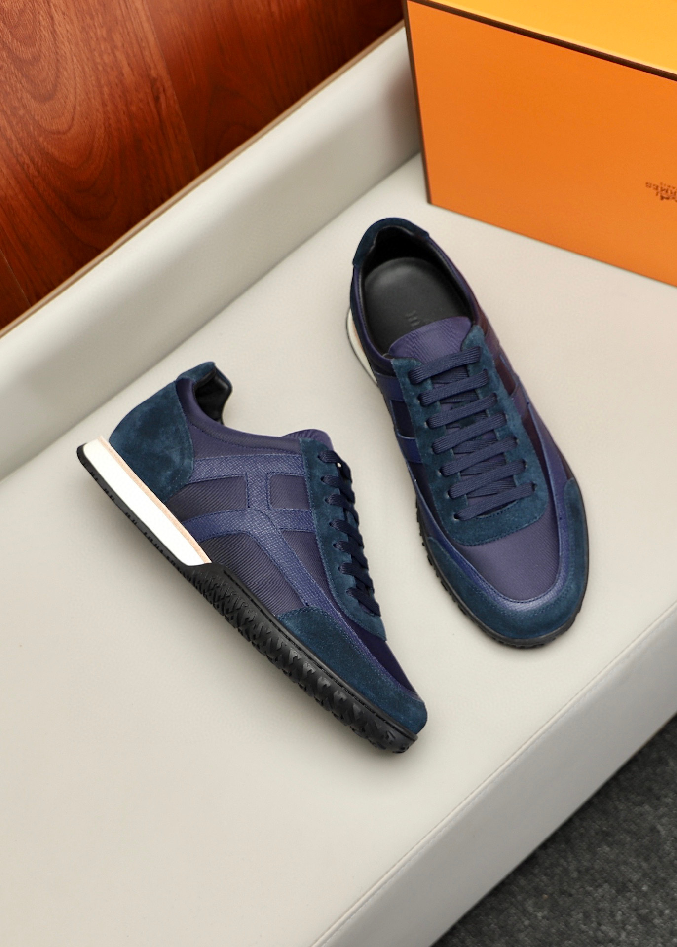 에르메스 Hermes 스니커즈