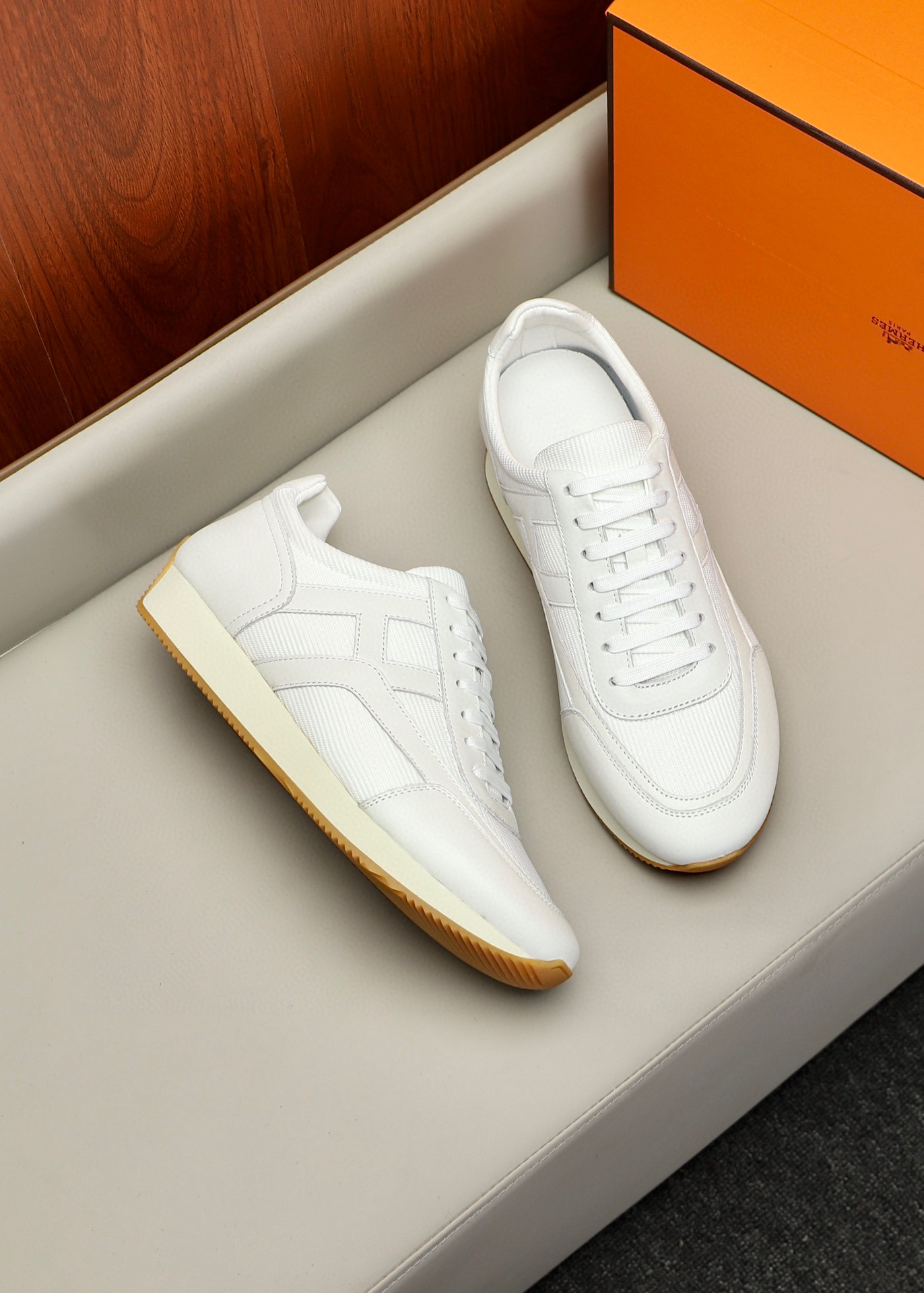 에르메스 Hermes 스니커즈