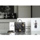 CHANEL 핸들 장식의 스몰 플랩 백 17cm