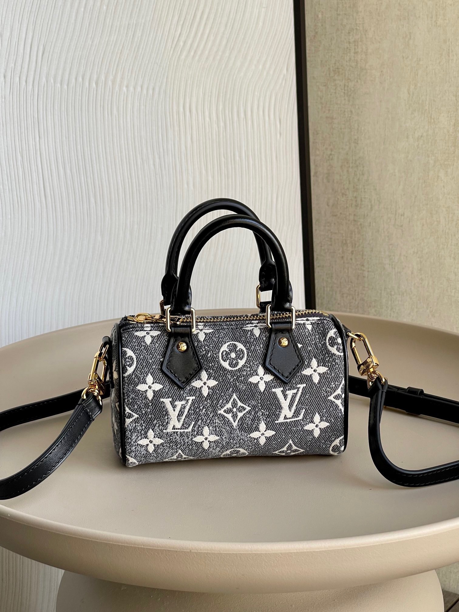 루이비통 Louis Vuitton 82242 미니백 16CM