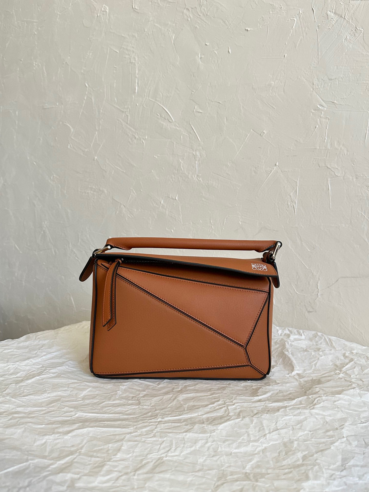 로에베 Loewe 51024 크로스 백 24cm