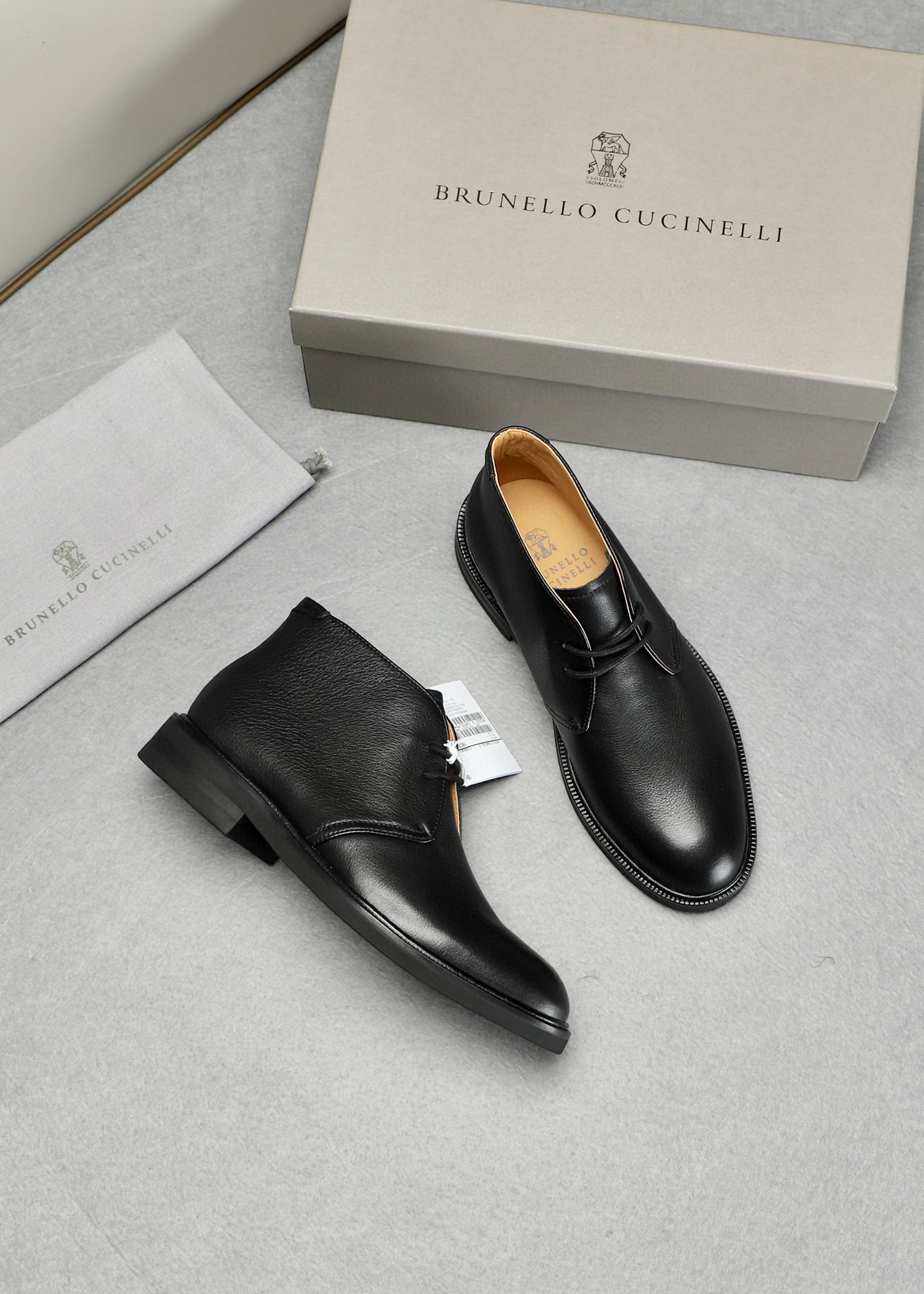 브루넬로 쿠치넬리 Brunello Cucineli 장화