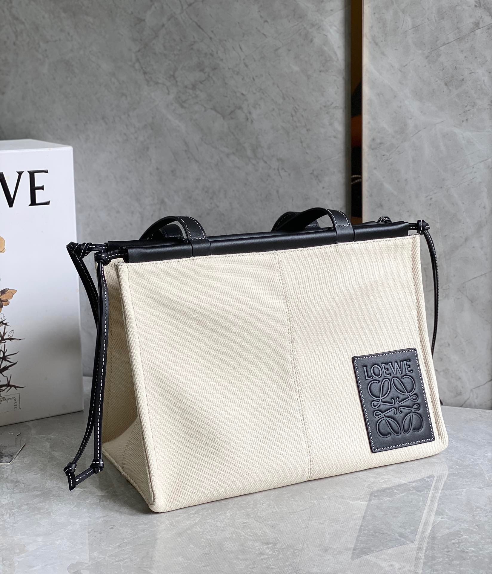 로에베 Loewe 토트 백 35CM